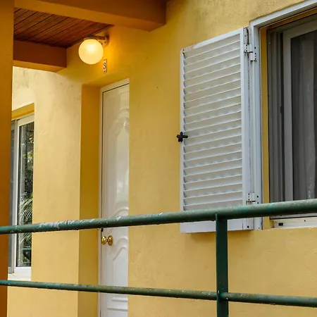 בית נופש Quinta Acacias *